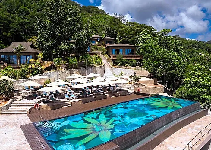 Gardens Hill & Hotell 5*